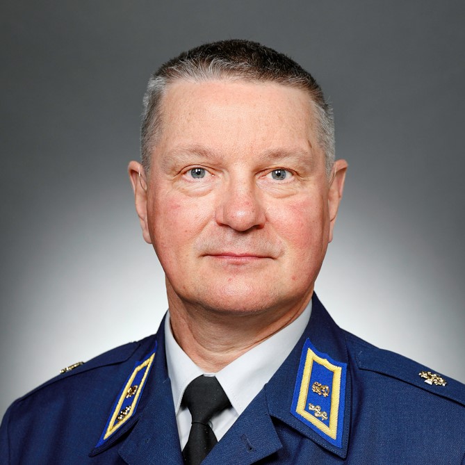 Lääkintäprikaati­kenraali Tuomo Leino