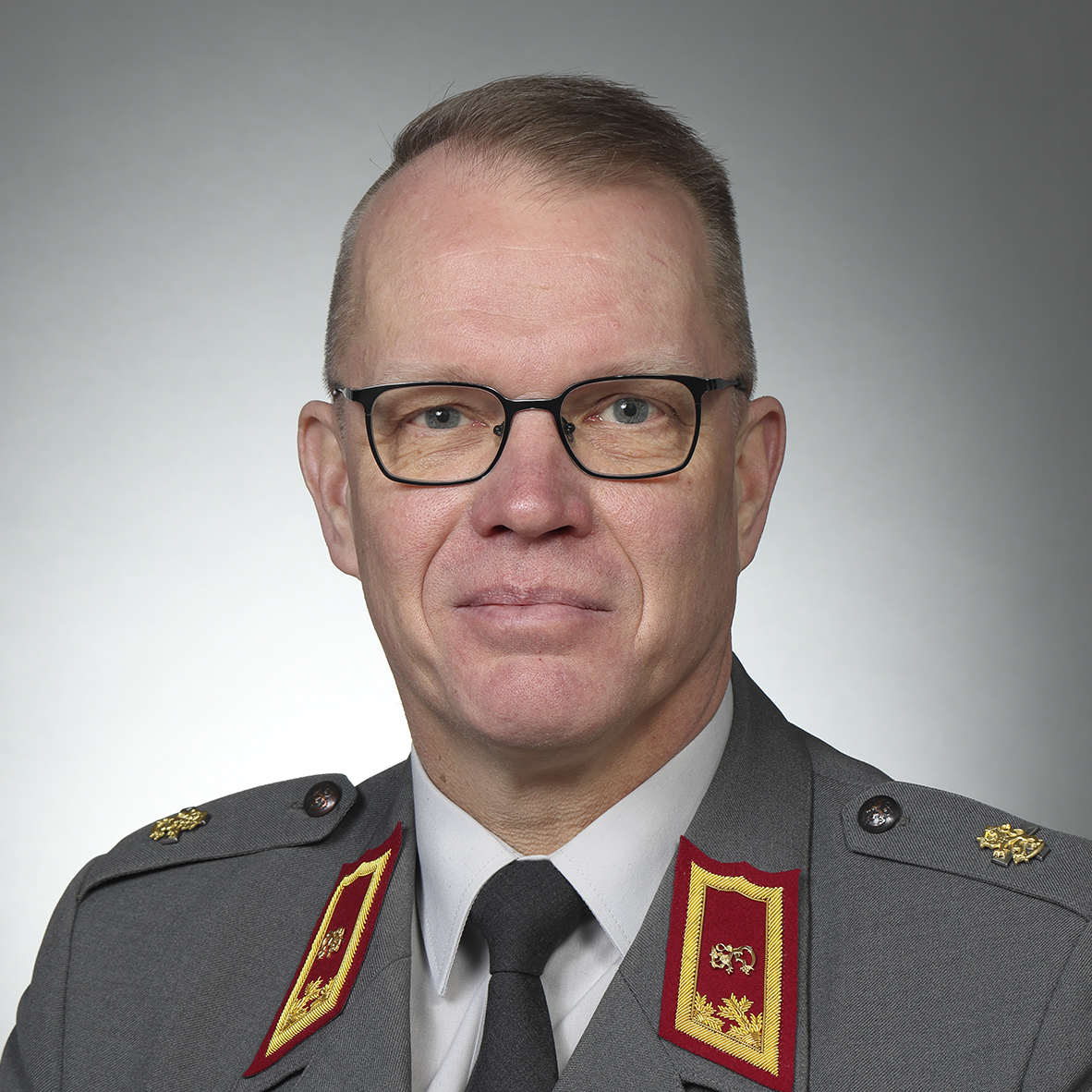 Prikaatikenraali Vesa Valtonen