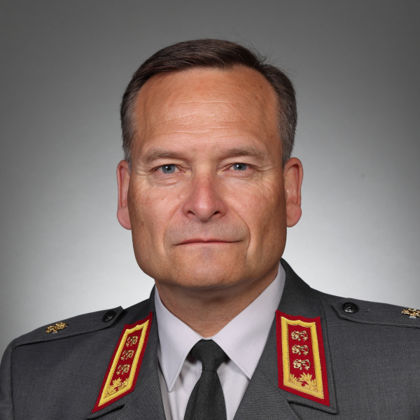 Kenraaliluutnantti Kari Nisula
