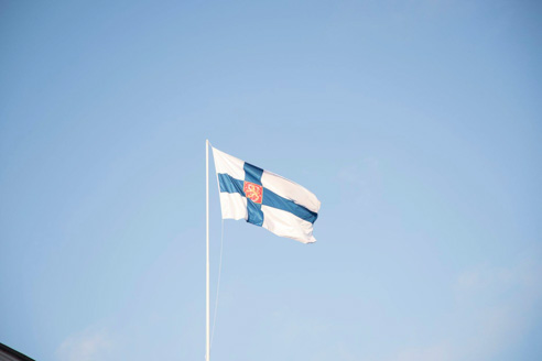 kuva, jossa on Suomen valtiolippu