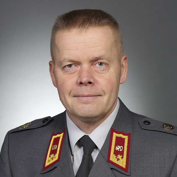 Prikaatikenraali Timo Saarinen