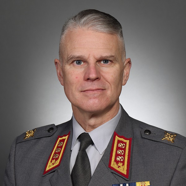 Lieutenant General Pasi Välimäki