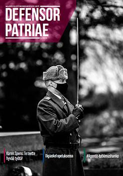 Lehden kansikuva. Kannessa upseeri pitelee miekkaa kasvojensa edessä. Kasvoja peittää kasvomaski.