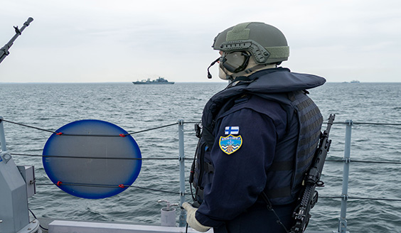 Miinantorjunta-alus Katanpää merellä Baltic Sentryn aikana