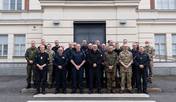 Ryhmäkuva konferenssin osallistujista.