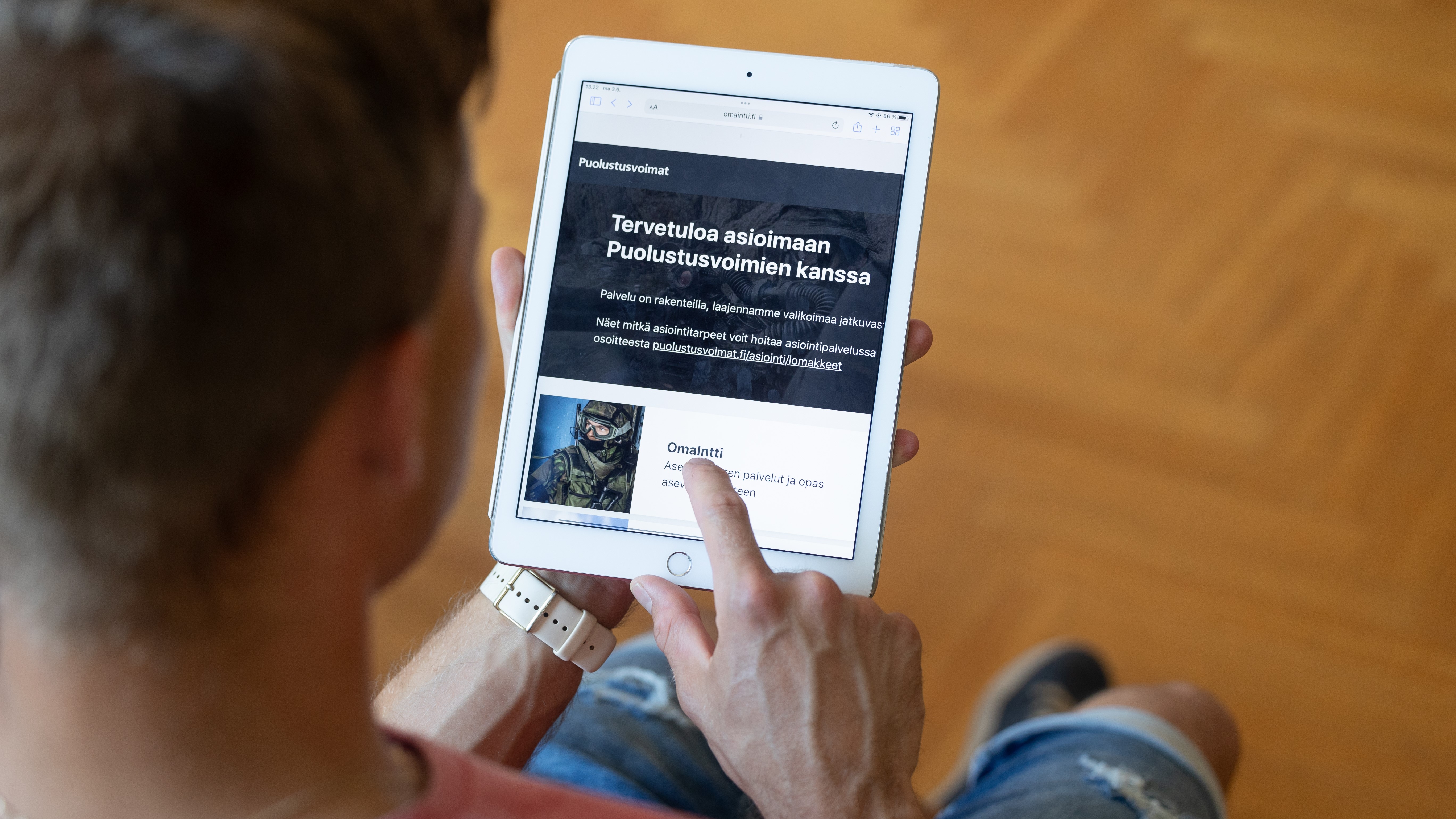 Illustration om elektronisk MinMili tjänst.